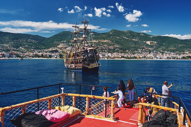 Alanya Sightseeing Tour from Side with Boat Trip and Lunch - Kleopatra Beach and Alanya Gardens: Why These Stops Work