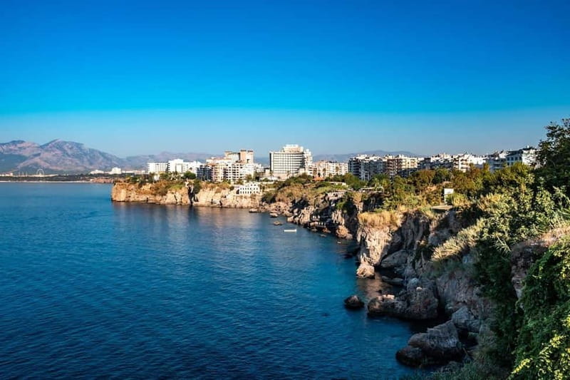 Antalya: 2-hourYachtTour toLowerDudenFalls with audioİnfo - After docking: a good moment for Old Town breathing room
