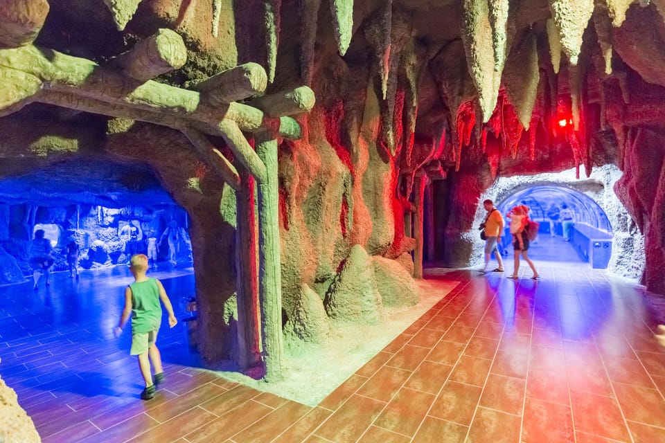 Antalya: Aquarium and Wax Museum Entry Ticket - What This Antalya Ticket Really Covers (Aquarium + Face 2 Face Wax)