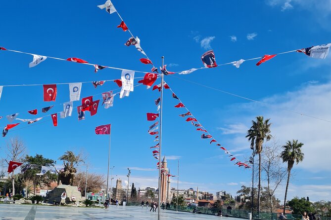 Antalya City Tour with waterfall - Kaleiçi start: fast orientation in the Antalya center