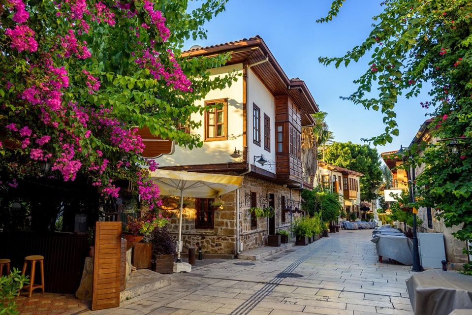 Antalya: Guided Old Town Tour with Boat Trip and Lunch - Kaleiçi on Foot: Ottoman Houses, Hadrian’s Gate, and the Clock Tower