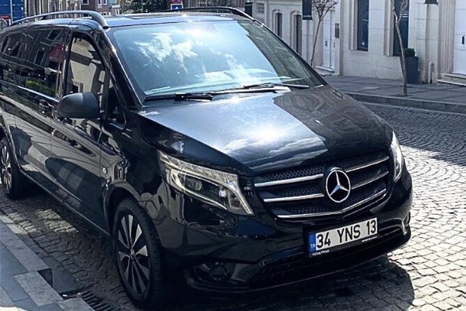 Antalya Hotels and Airport Transfer Service - The ride: AC comfort, timing updates, and driver style