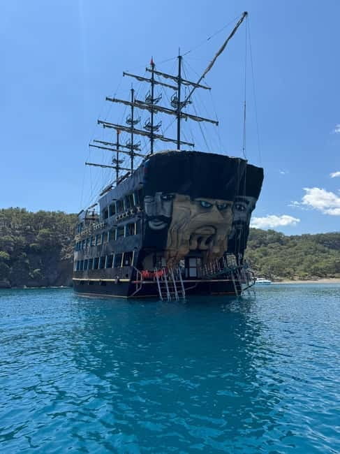 Antalya/Kemer: Boat Tour Visit Caves and Bays With Lunch - Pirate Cave Stop: A Waterfront Story Under the Water