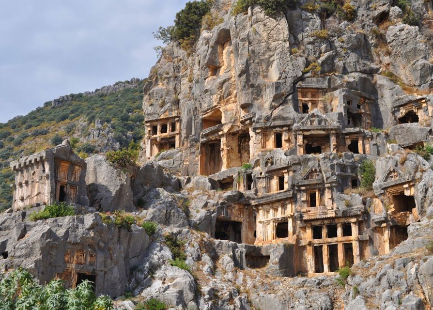 Antalya/Kemer: Kekova Sunken City, Demre & Lycia Day Tour - Jumping in near Kekova: the swim, the water, and timing