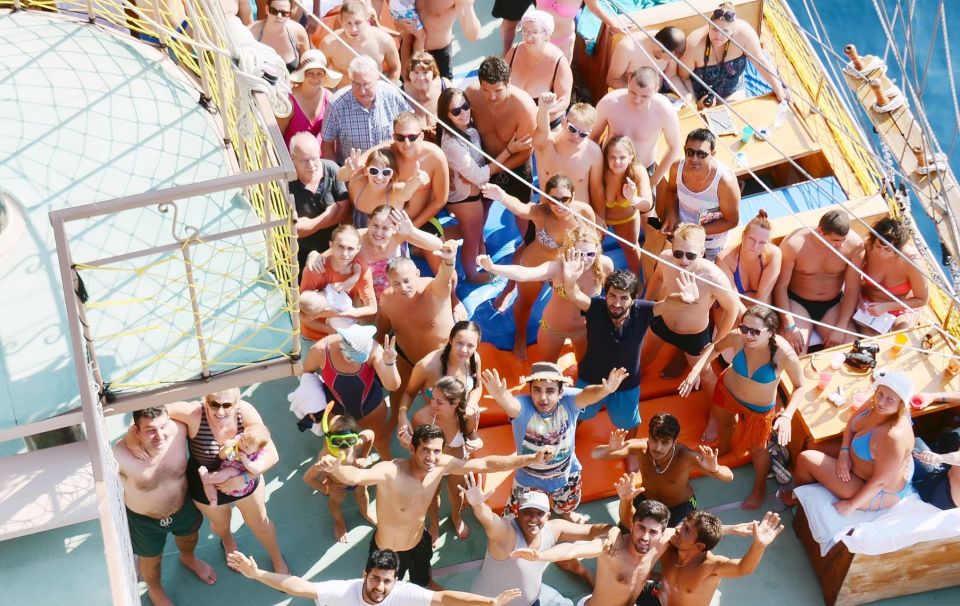Antalya & Kemer: Megastar Catamaran Cruise With Foam Party - Lunch Onboard: Chicken, Pasta, Salad, and the Expectation Check