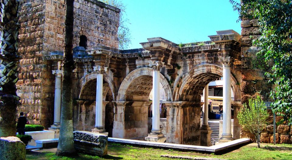 Antalya/Kemer: Old City, Waterfalls, Olympos Cable Car, Boat - Shopping and the jewelry stop: efficient, but don’t let it steer the day