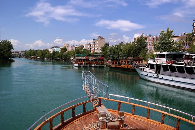 Antalya: Manavgat River Cruise, Waterfalls and Market Tour - Lunch on the water: included, but plan for queues