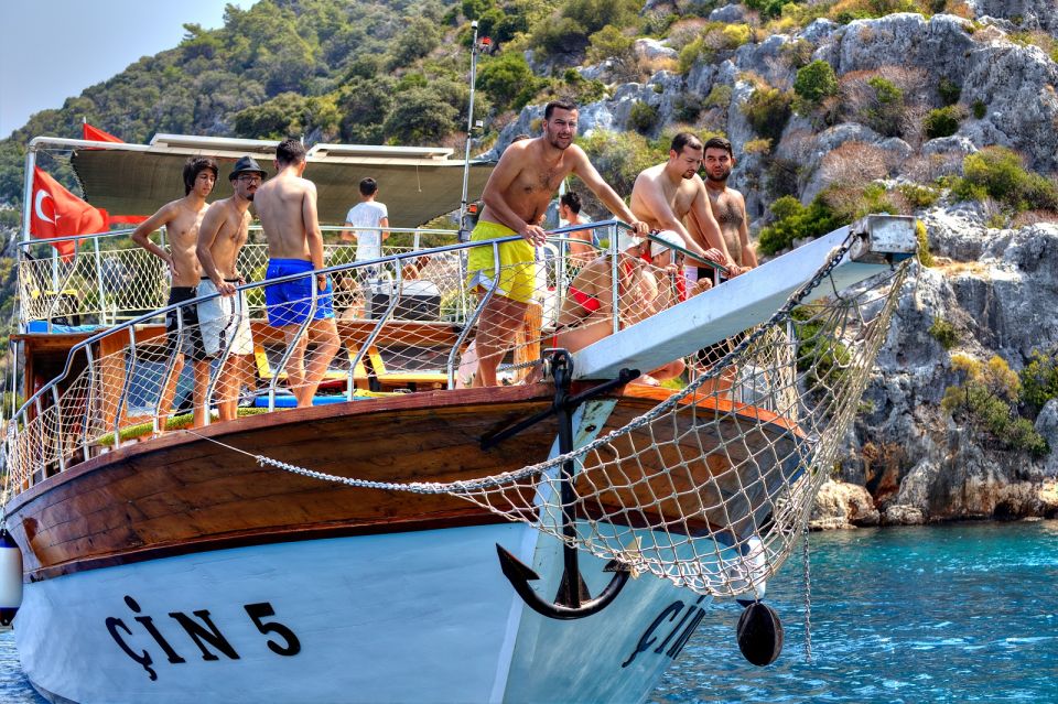 Antalya: Old Town Harbor Sightseeing Cruise - Why a Harbor Cruise Works Better Than Pure Walking