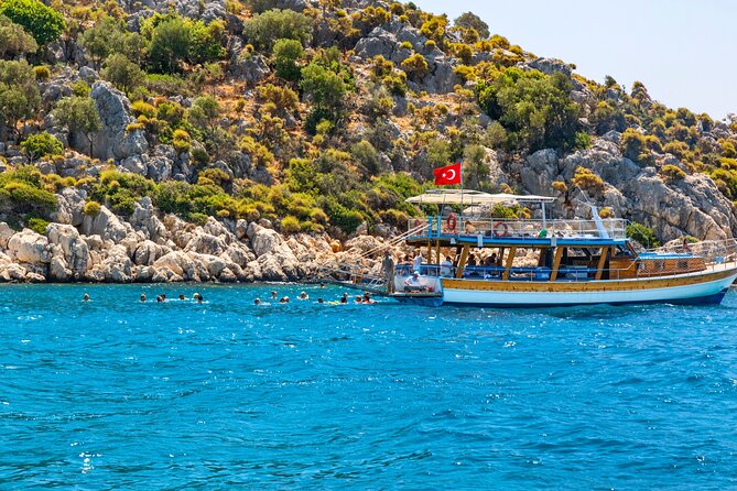 Antalya: Old Town Walking Tour incl. Turkish Tea and Baklava - Turkish Tea and Baklava: A Real Included Pause