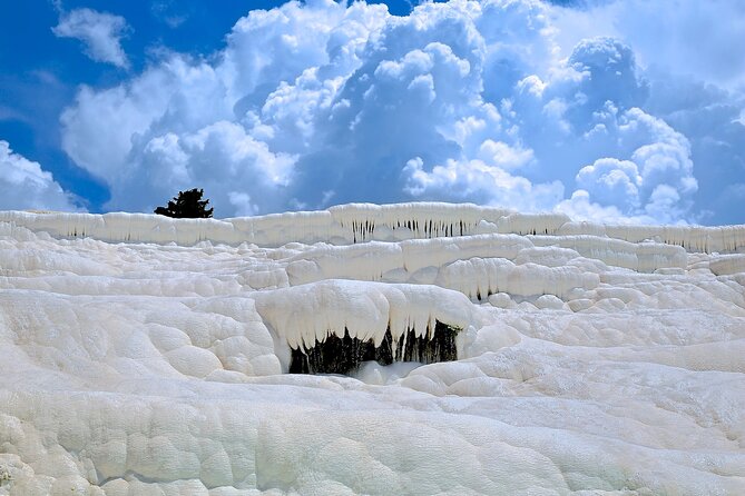 Antalya: Pamukkale & Hierapolis Tour with Lunch & Entrance - Lunch, drinks, and the small costs to budget for