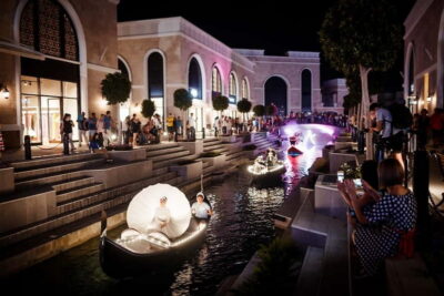 Antalya: The Land of Legends Night Show & Shopping Avenue - Chimera Fountain and Castle Laser: what to watch for in the dark