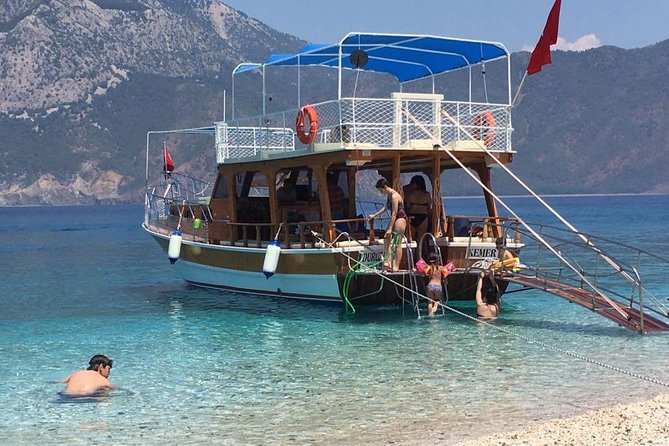 Boat trip from Adrasan to Suluada island, Antalya region - Adrasan Sahili: a quiet bay before the yacht trip