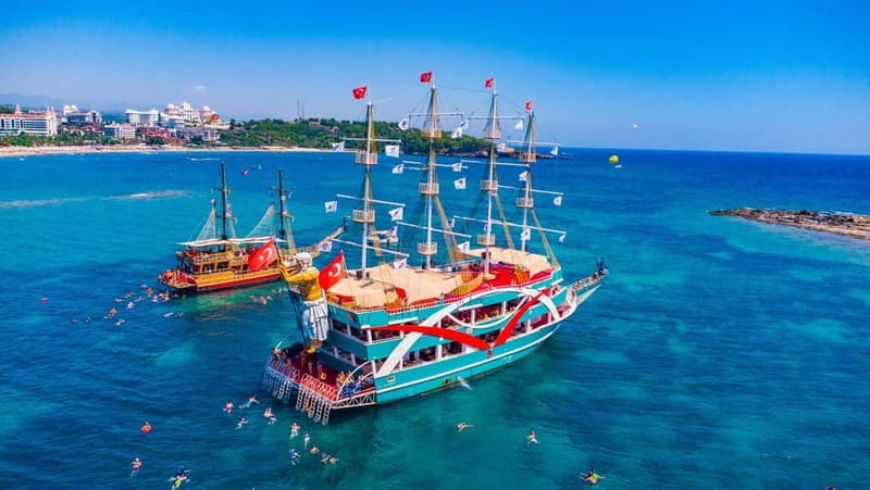 City Of Side: Dolphin Island Boat or Side Boat Tour Options - Group Size and Waiting: The Real-World Tradeoff