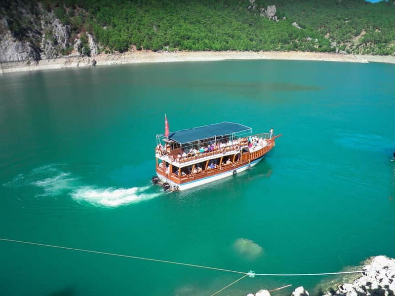 City of Side: Green Canyon Boat Trip w/Unlimited Soft Drinks - Lunch by the lake: what you get and why it matters