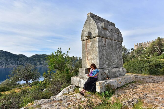 Demre Myra Tour with Kekova Sunken City Boat Trip From Kemer - Church of St. Nicholas (Santa Claus) in Demre: Worth the Extra Ticket