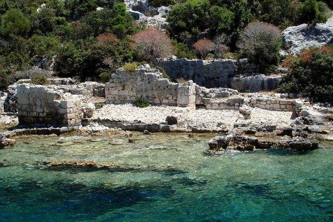 Demre,Myra,Kekova With Sunken City Boat Tour & St. Nicolas Church - Group Size, English, and Guide Quality: What to Expect