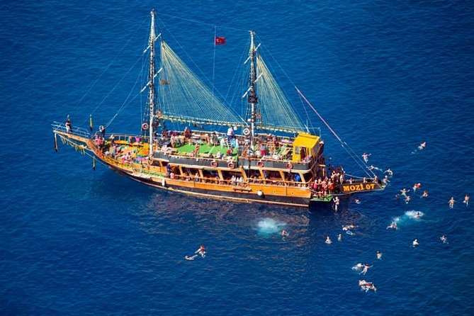 Dolphin Island Boat Trip – Swim, Sun & Lunch Included - Drinks, Photos, and the Upsell—How to Stay in Charge