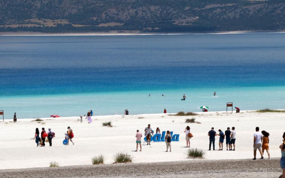 From Antalya /Side /Manavgat: Pamukkale and Salda Lake Tour - Dinner in Korkuteli: a local meal brake before the ride back