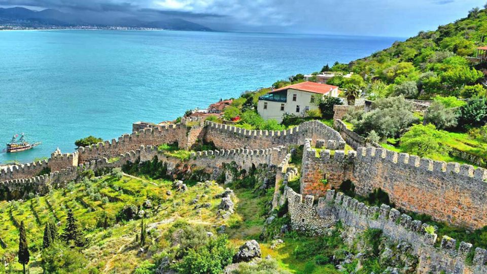 From city of Side: Guided Day Trip to Alanya City - Two hours in Alanya center: Red Tower, bazaar time, and how to choose