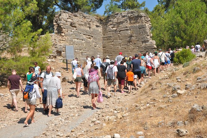Full-Day Manavgat Waterfall and Canyon Tour with Pick Up - Stop 1: Manavgat Külliye Mosque for Photos and Context