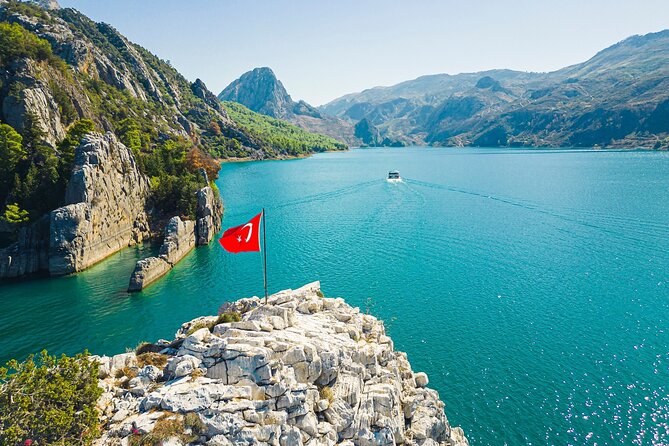 Green Canyon Boat Trip with Lunch and Unlimited Drinks - Who should book this Green Canyon boat trip (and who might not)