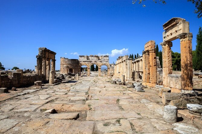 Guided Day Trip from Antalya to Pamukkale With Lunch & Transfer - Stop at Korkuteli: breakfast time that breaks the journey