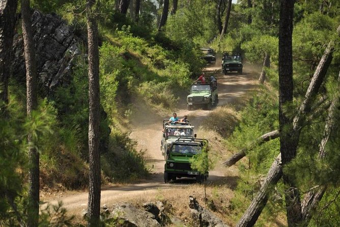Jeep Safari Adventure in the Taurus Mountains - Comfort realities: cramped coach, changing temperatures, and what to do about it
