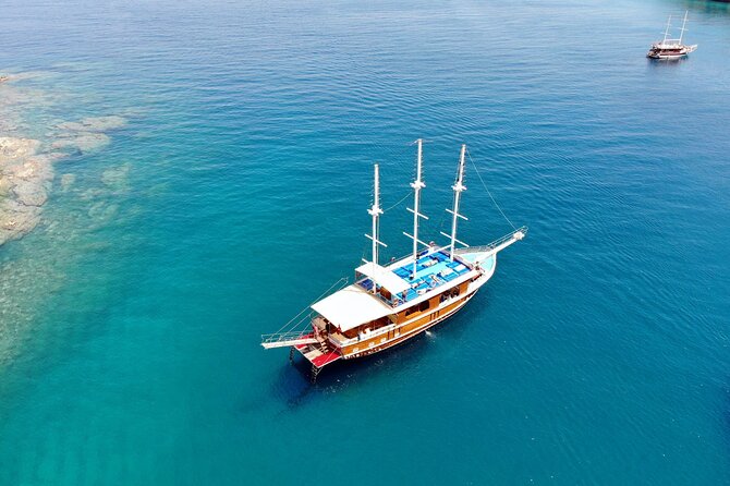 Kemer Bay Blue Cruise from Kemer - A Kemer Bay cruise that feels like a day out, not a big production