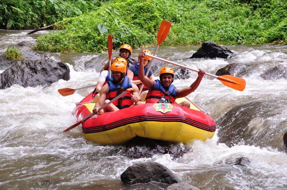 Kemer Rafting Tour - Instructors and language: English, Russian, Turkish—and one potential mismatch
