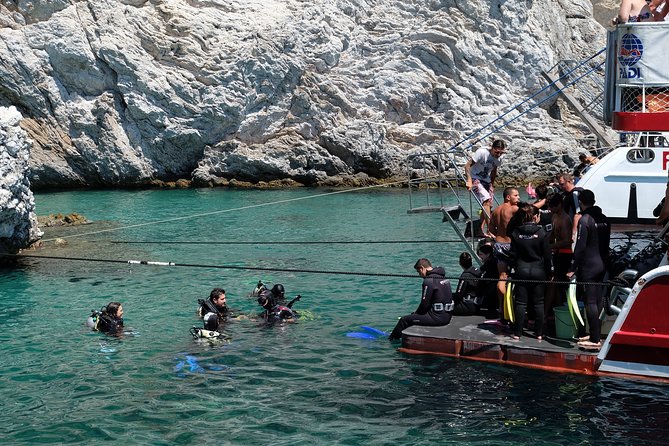 Kemer Scuba Diving Tour Incl. Lunch with Opt. Hotel Transfer - Equipment and instructors: what’s actually covered