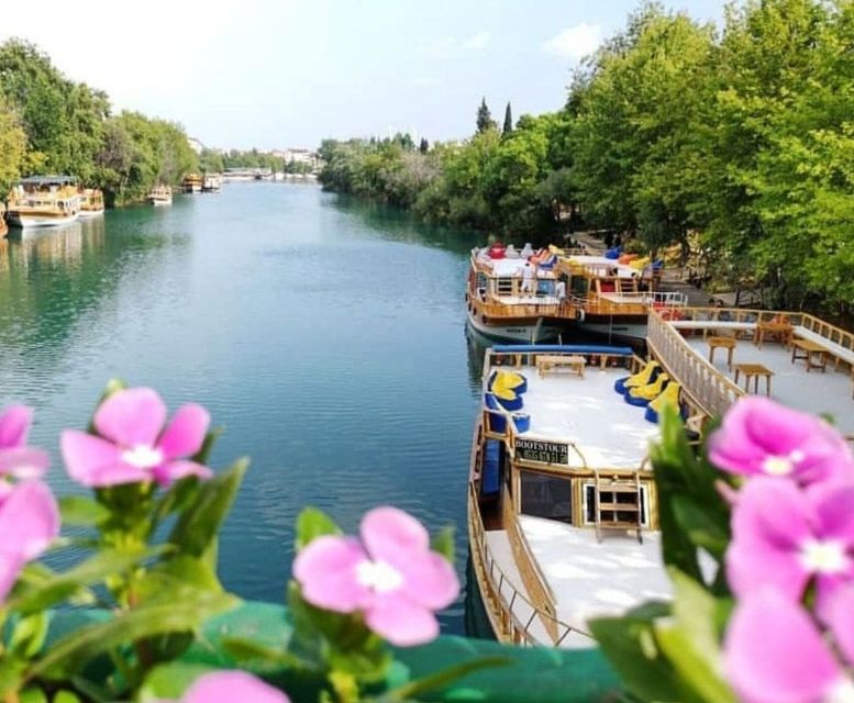 Manavgat River Cruise With Waterfall & Bazaar Tour - Fountain show: a synchronized water-and-music moment