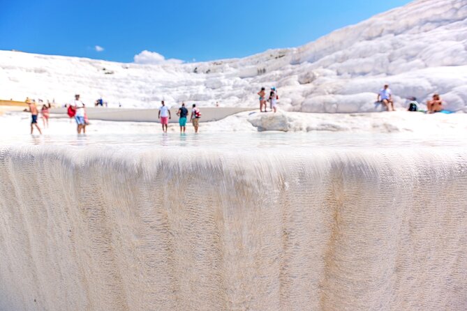 Pamukkale Full Day Guided Shared Tour with Lunch from Antalya - Lunch at the thermal-pool restaurant: what’s included, what isn’t