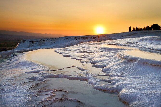 Pamukkale Full-Day Tour from Antalya with Lunch - Lunch stop reality check: what’s included (and what isn’t)