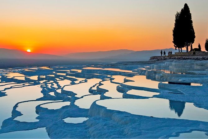 Pamukkale Hierapolis and Cleopatra's Pool Tour with lunch from Antalya - Hierapolis Arkeoloji Müzesi: Ancient Ruins With Real Scale