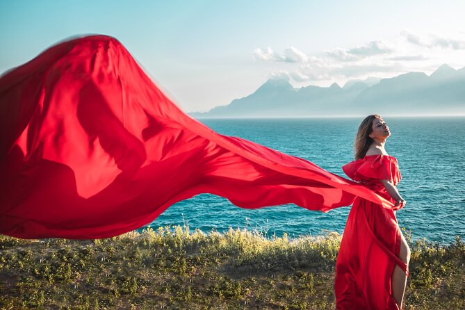 Private Photo Shoot in Antalya - 90 Minutes With a Local Fashion Photographer