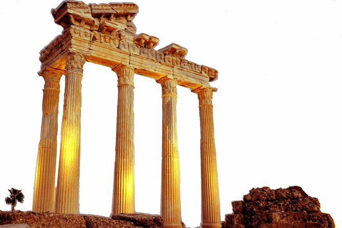 Private Tour Perge, Aspendos, Waterfall ... - Lunch stop: why an included meal beats hunting mid-day