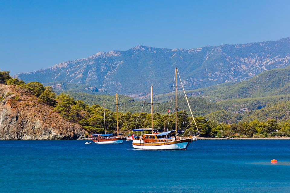 Relaxing Boat Trip with Lunch and Drinks - Key highlights worth knowing