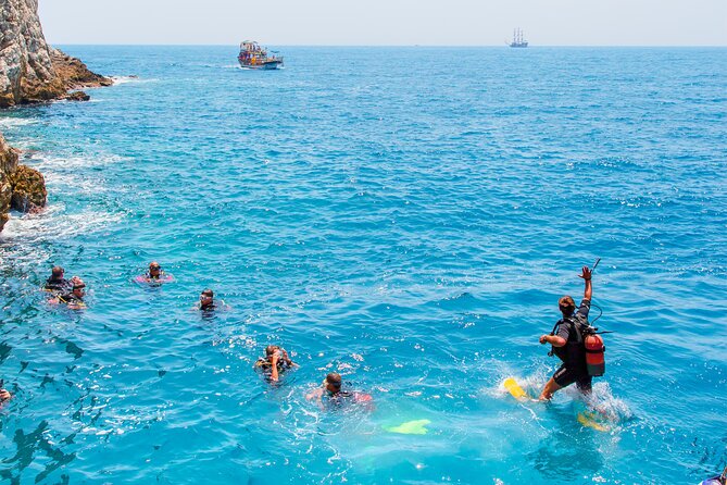 Scuba Diving in Side - Your Practice Phase: Learn First, Then Go Under