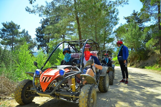 "Side Buggy Safari: Off-Road Thrills and Adventure!" - Safety briefing and protective gear: you’ll start with rules, not chaos