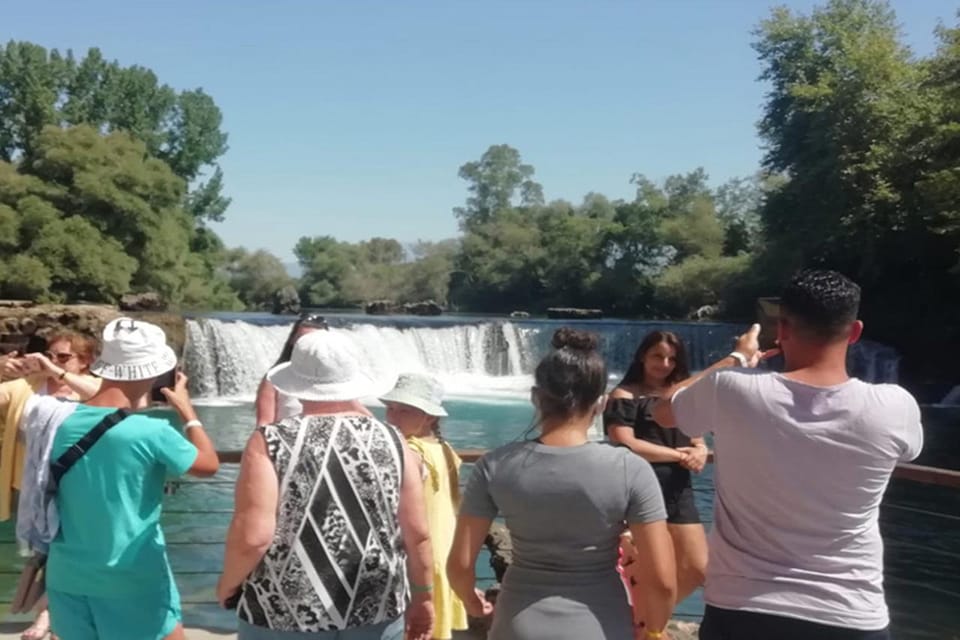 Side: Cabrio Bus and Boat Tour (Combined Mix Tour) - Guide, Languages, and Group Pace: How the Day Feels