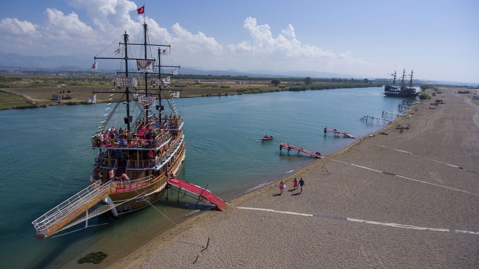 Side: Dolphin Island Boat Trip with Lunch & Unlimited Drinks - Dolphin Island time: what you’re really paying for