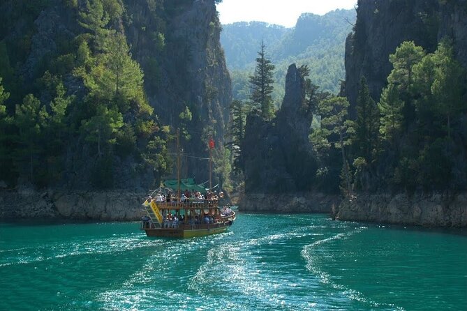 Side Green Canyon Boat Trip With Unlimited Drinks And Lunch - Price and value: what $36 buys you in real comfort