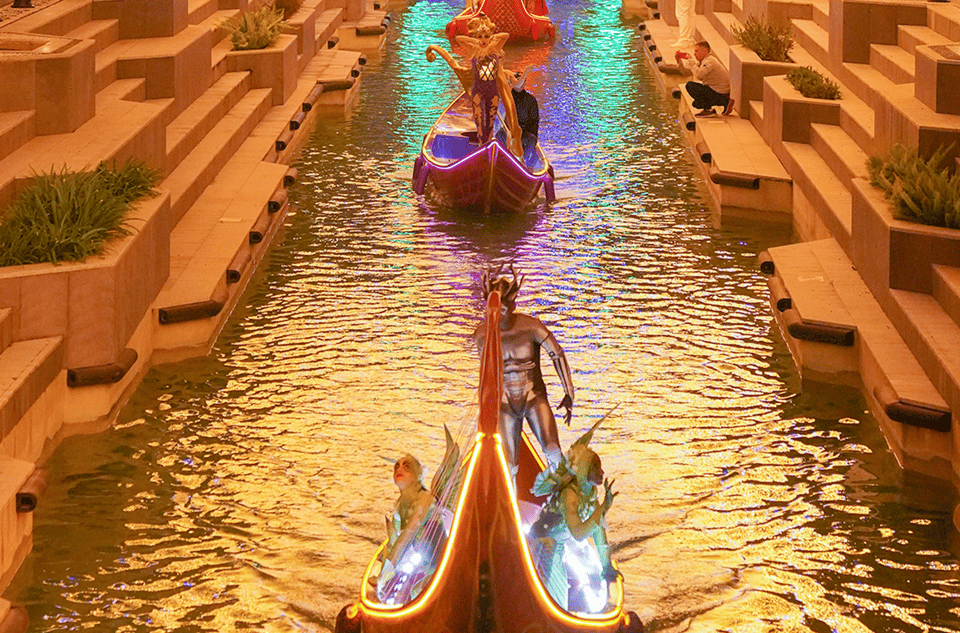 Side: Land of Legends Bus Transfers and Boat Parade - Hotel pickup in Side: less stress, fewer decisions