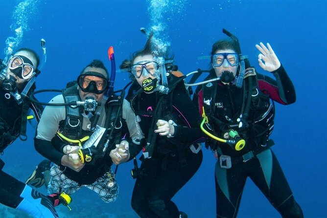 "Side: Scuba Diving in the Fascinating Underwater Museum" - Weather, Group Pace, and When This Might Not Fit