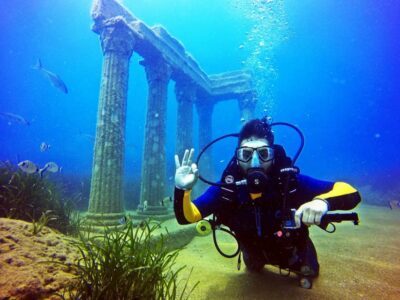 Side: Scuba Diving Tour Journey To The Depths Of The Blue - Safety briefing and equipment fit: the part that makes or breaks the experience