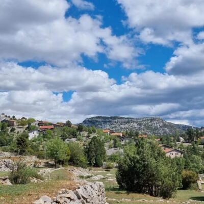 Side:Golden Cradle Cavern & Ormana Village Tour - The Pickup and the Mountain Start (Why Timing Matters)