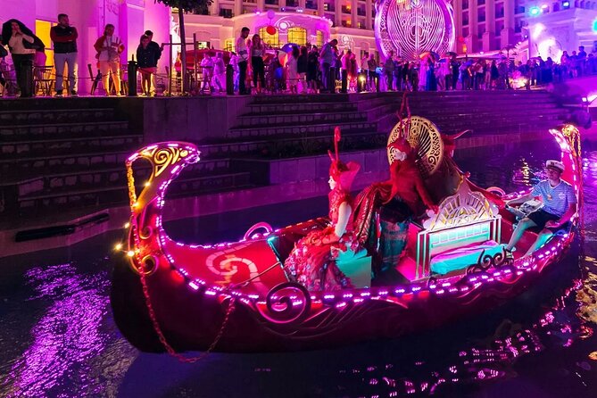 The Land of Legends Night Show Transfer From Antalya - Group size and comfort: what to expect with up to 45 people